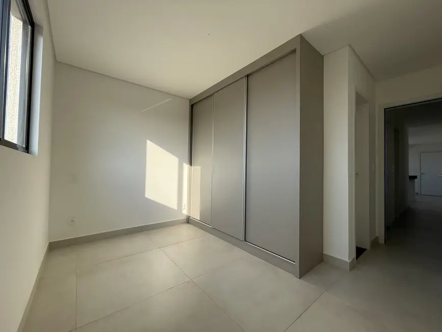 Foto 2 de Apartamento com 3 quartos à venda, 130m2 em Belo Horizonte - MG