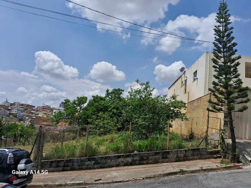 Foto 1 de Terreno / Lote à venda, 248m2 em Belo Horizonte - MG