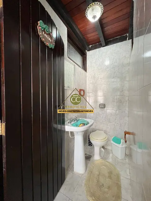 Foto 4 de Casa com 4 quartos à venda, 650m2 em Cabo Frio - RJ