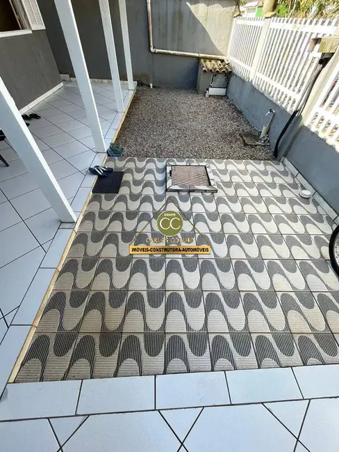 Foto 5 de Casa com 2 quartos à venda, 200m2 em Cabo Frio - RJ