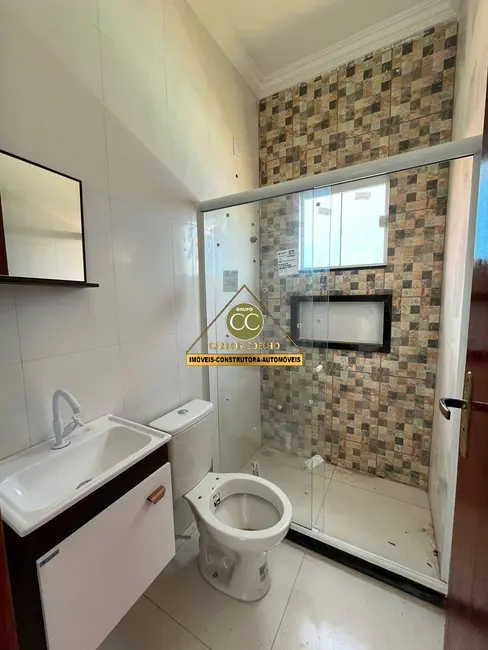 Casa com 2 quartos à venda em Cabo Frio - RJ - imagem 9 Foto 9 de Casa com 2 quartos à venda em Cabo Frio - RJ