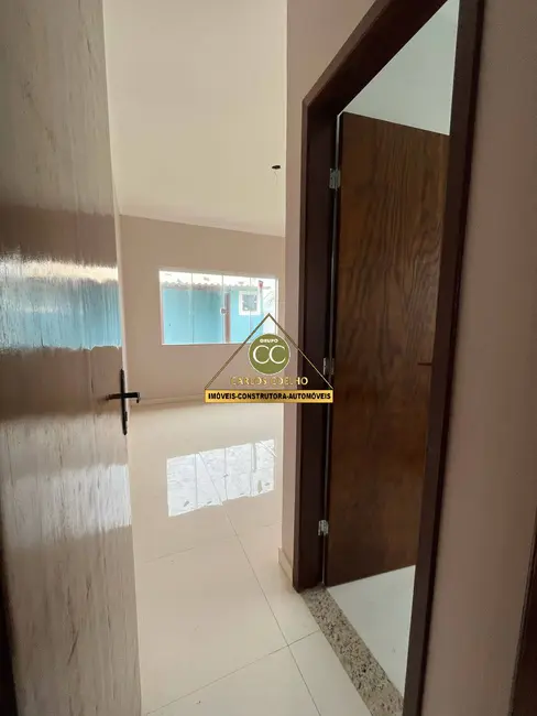 Foto 5 de Casa de Condomínio com 2 quartos à venda em Cabo Frio - RJ