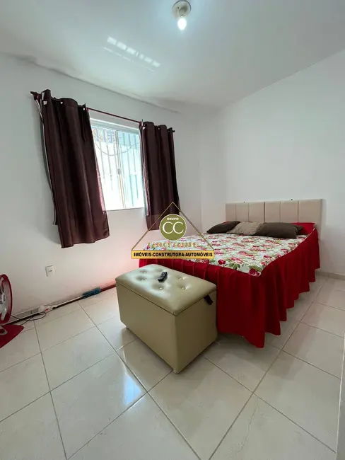 Foto 9 de Casa com 2 quartos à venda, 150m2 em Cabo Frio - RJ