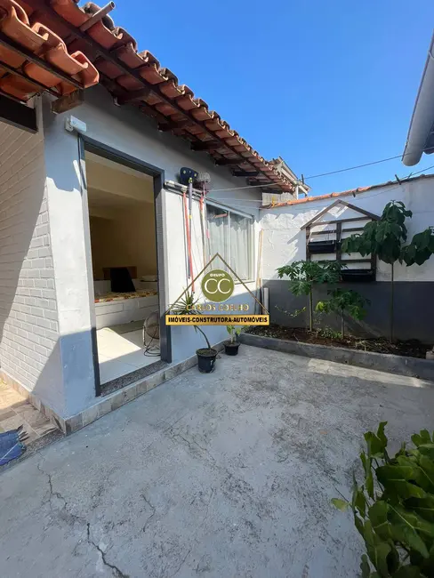 Casa com 5 quartos à venda em Cabo Frio - RJ - imagem 7 Foto 7 de Casa com 5 quartos à venda em Cabo Frio - RJ
