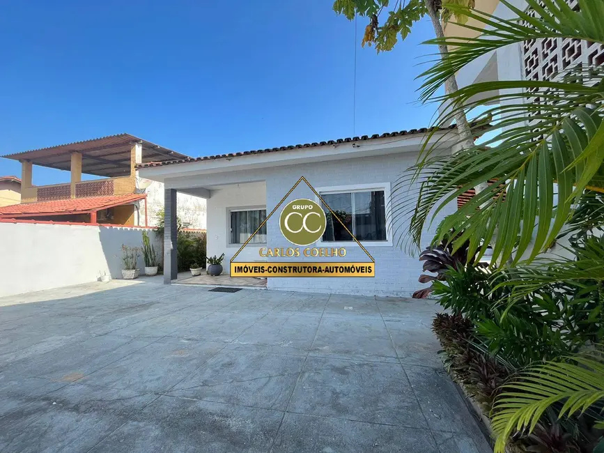 Casa com 5 quartos à venda em Cabo Frio - RJ - imagem 3 Foto 3 de Casa com 5 quartos à venda em Cabo Frio - RJ