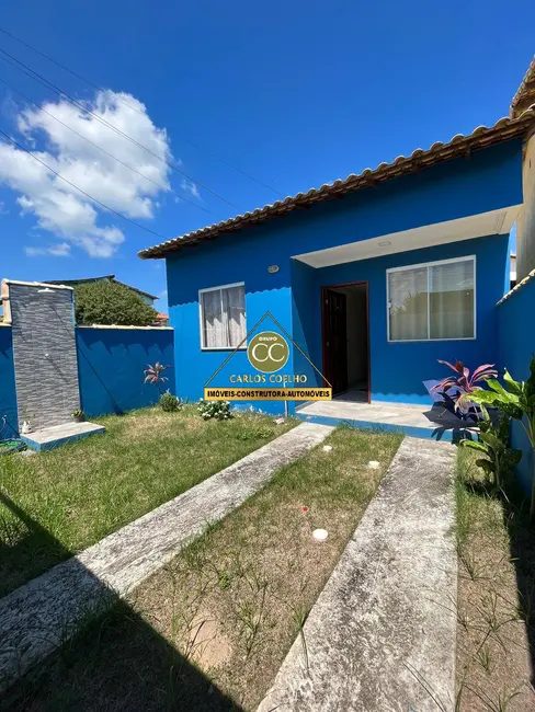 Foto 1 de Casa com 2 quartos à venda em Cabo Frio - RJ