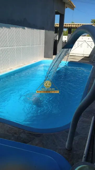 Foto 1 de Casa com 2 quartos à venda em Cabo Frio - RJ