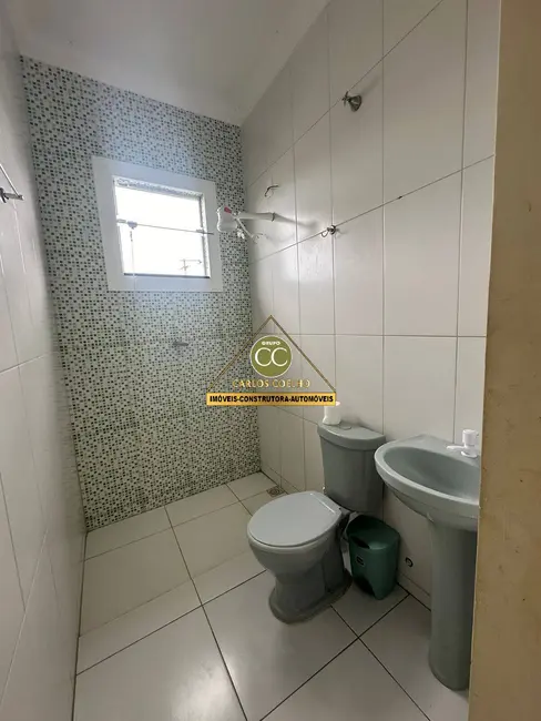 Casa com 2 quartos à venda em Cabo Frio - RJ - imagem 8 Foto 8 de Casa com 2 quartos à venda em Cabo Frio - RJ