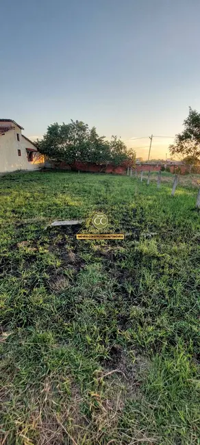 Foto 4 de Casa com 2 quartos à venda, 850m2 em Cabo Frio - RJ