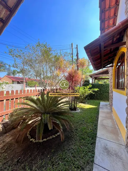 Casa com 3 quartos à venda, 360m2 em Algodoal, Cabo Frio - RJ - imagem 2 Foto 2 de Casa com 3 quartos à venda, 360m2 em Algodoal, Cabo Frio - RJ