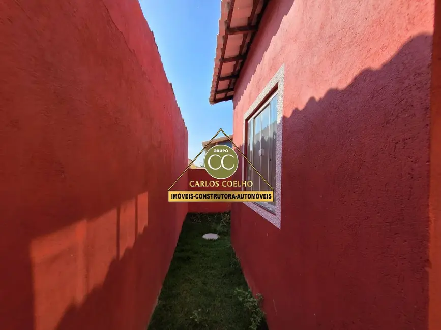 Casa com 2 quartos à venda em Cabo Frio - RJ - imagem 8 Foto 8 de Casa com 2 quartos à venda em Cabo Frio - RJ