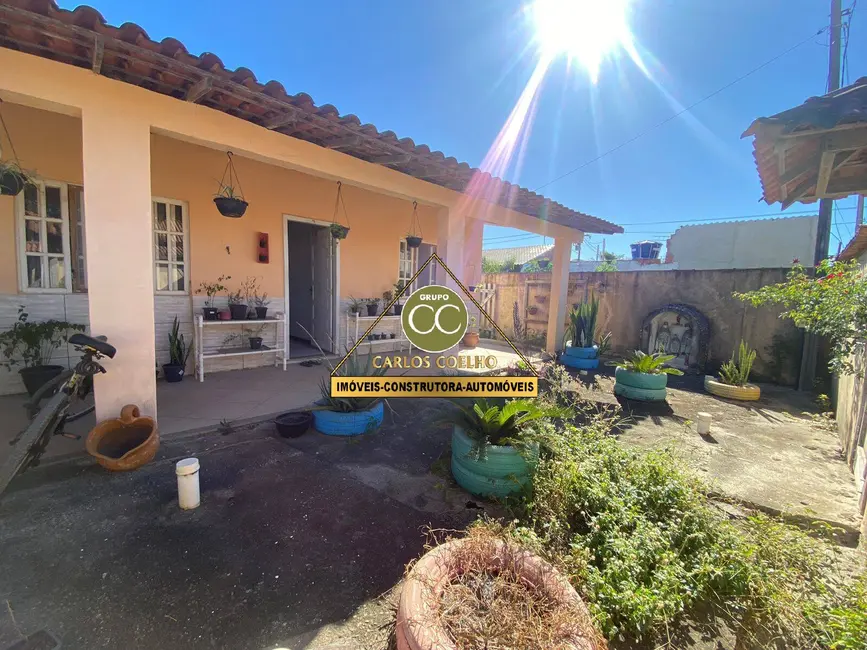 Foto 3 de Casa com 3 quartos à venda, 840m2 em Cabo Frio - RJ