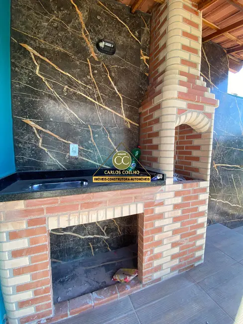 Casa com 2 quartos à venda em Cabo Frio - RJ - imagem 9 Foto 9 de Casa com 2 quartos à venda em Cabo Frio - RJ