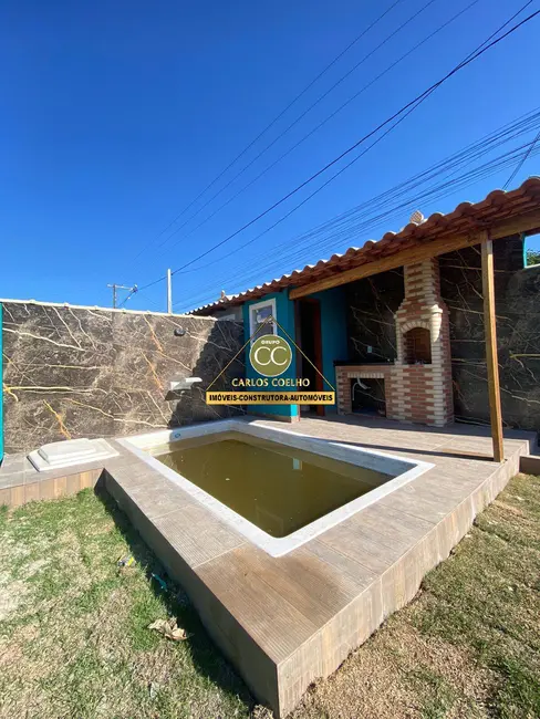 Casa com 2 quartos à venda em Cabo Frio - RJ - imagem 8 Foto 8 de Casa com 2 quartos à venda em Cabo Frio - RJ