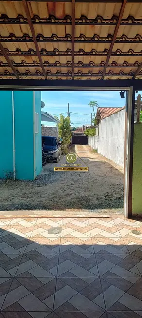 Casa com 2 quartos à venda, 100m2 em Cabo Frio - RJ - imagem 7 Foto 7 de Casa com 2 quartos à venda, 100m2 em Cabo Frio - RJ