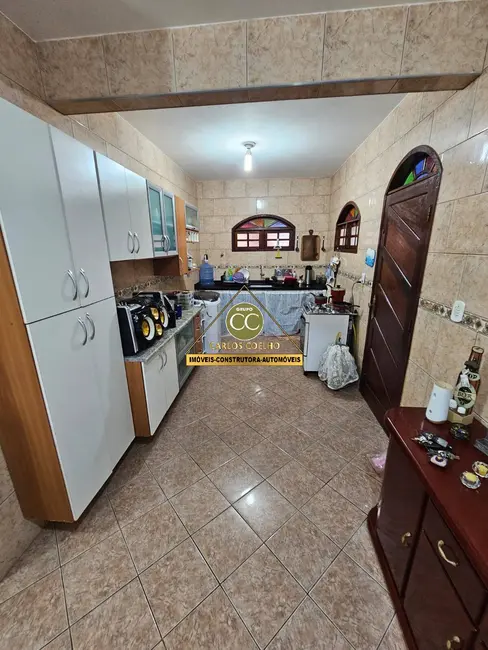 Casa com 4 quartos à venda em Cabo Frio - RJ - imagem 5 Foto 5 de Casa com 4 quartos à venda em Cabo Frio - RJ