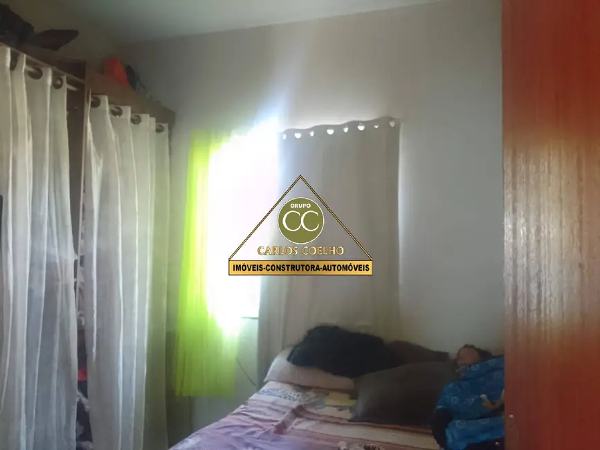 Casa com 2 quartos à venda em Cabo Frio - RJ - imagem 6 Foto 6 de Casa com 2 quartos à venda em Cabo Frio - RJ