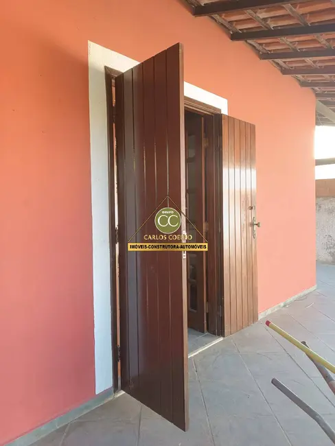 Foto 8 de Casa com 2 quartos à venda em Cabo Frio - RJ