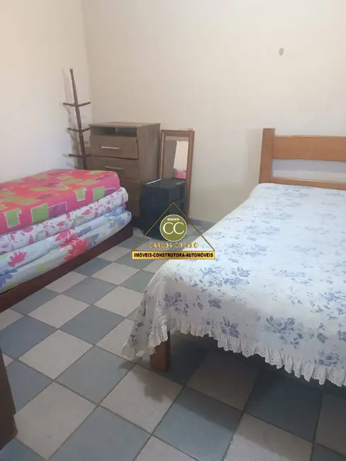 Casa com 1 quarto à venda em Cabo Frio - RJ - imagem 8 Foto 8 de Casa com 1 quarto à venda em Cabo Frio - RJ