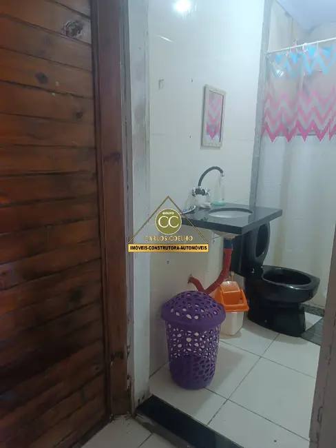 Casa com 1 quarto à venda em Cabo Frio - RJ - imagem 6 Foto 6 de Casa com 1 quarto à venda em Cabo Frio - RJ