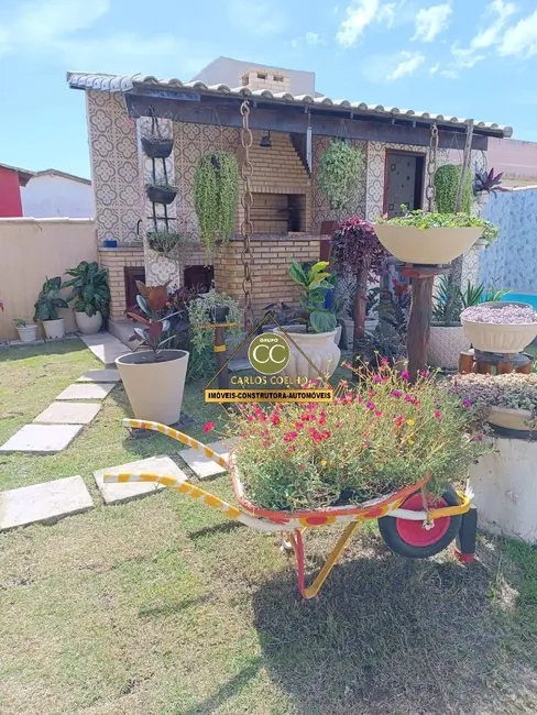 Casa com 3 quartos à venda em Cabo Frio - RJ - imagem 4 Foto 4 de Casa com 3 quartos à venda em Cabo Frio - RJ