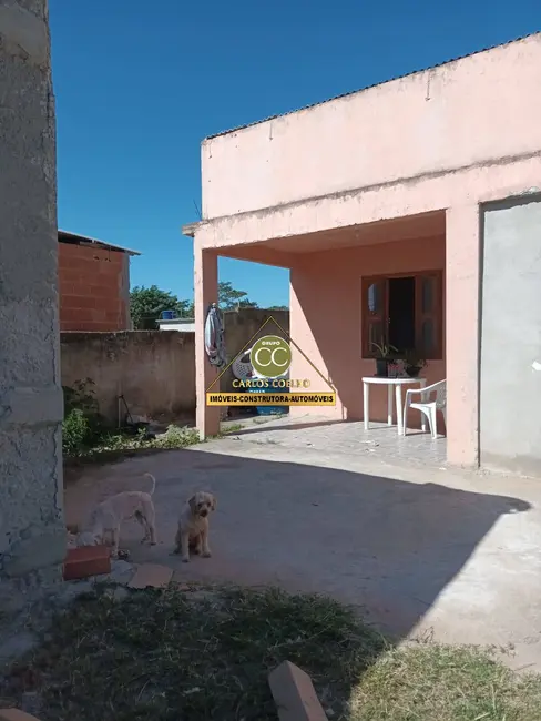 Casa com 2 quartos à venda em Cabo Frio - RJ - imagem 6 Foto 6 de Casa com 2 quartos à venda em Cabo Frio - RJ