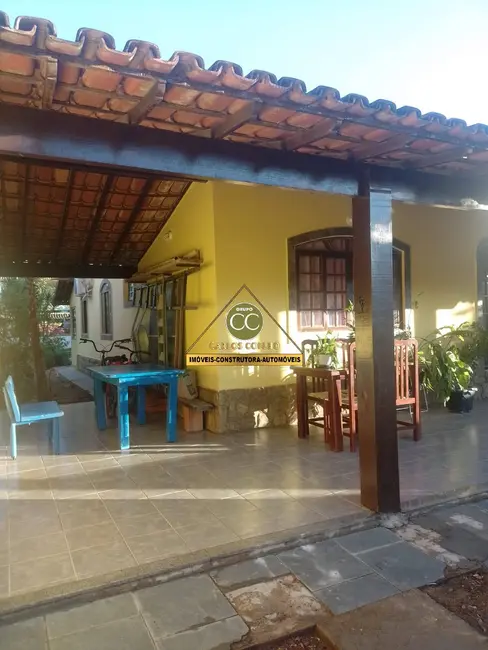 Casa com 3 quartos à venda em Cabo Frio - RJ - imagem 3 Foto 3 de Casa com 3 quartos à venda em Cabo Frio - RJ