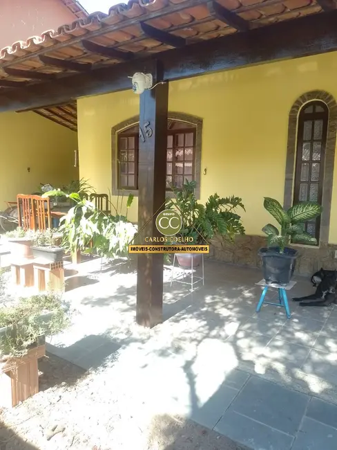 Casa com 3 quartos à venda em Cabo Frio - RJ - imagem 5 Foto 5 de Casa com 3 quartos à venda em Cabo Frio - RJ
