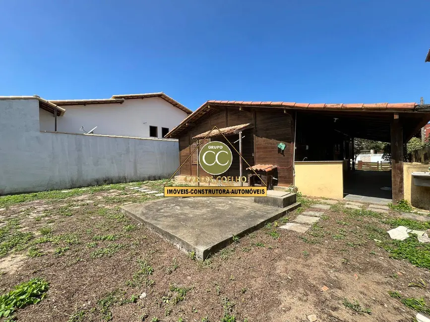 Casa com 3 quartos à venda em Cabo Frio - RJ - imagem 3 Foto 3 de Casa com 3 quartos à venda em Cabo Frio - RJ