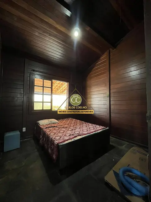 Casa com 3 quartos à venda em Cabo Frio - RJ - imagem 9 Foto 9 de Casa com 3 quartos à venda em Cabo Frio - RJ