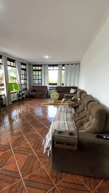 Foto 12 de Casa à venda em Cabo Frio - RJ
