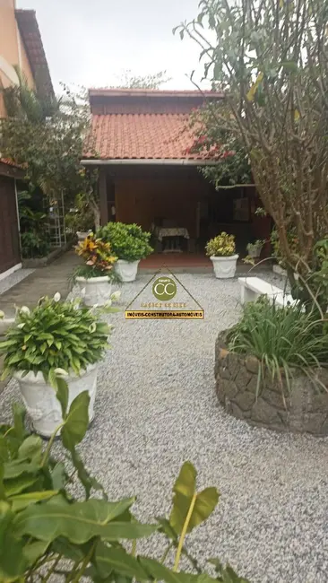 Foto 18 de Casa à venda em Jardim Peró, Cabo Frio - RJ