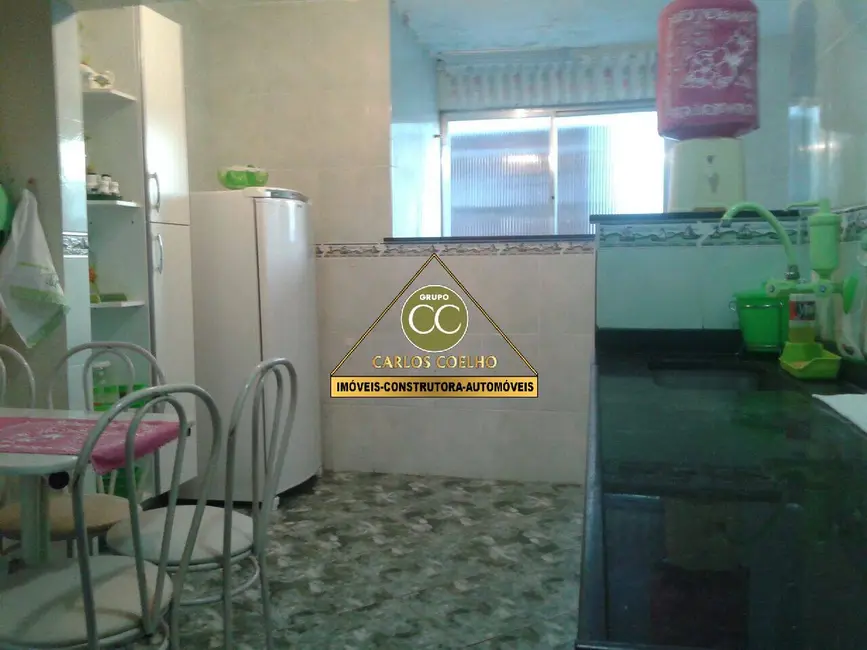 Foto 8 de Apartamento à venda em Jardim Peró, Cabo Frio - RJ