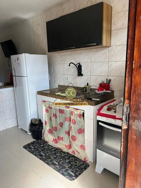 Foto 3 de Apartamento à venda em Jardim Peró, Cabo Frio - RJ