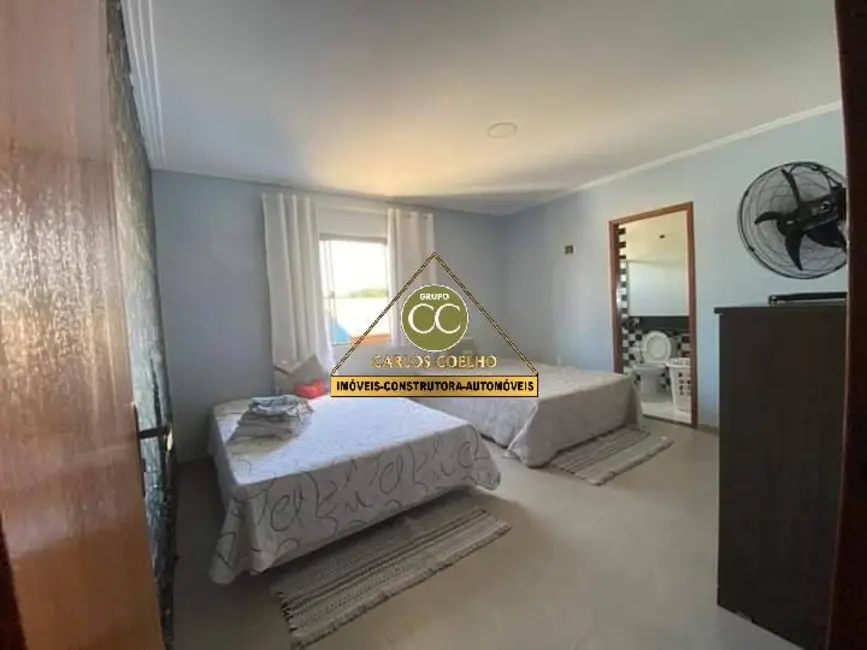 Casa à venda em Cabo Frio - RJ - imagem 3 Foto 3 de Casa à venda em Cabo Frio - RJ