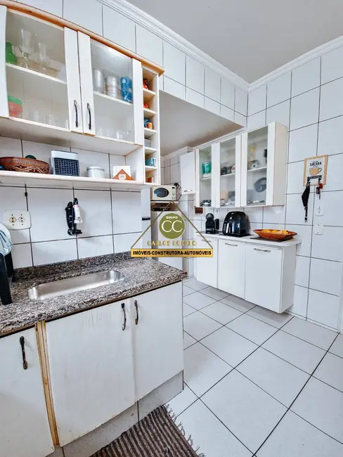 Casa à venda, 200m2 em Centro, Cabo Frio - RJ - imagem 7 Foto 7 de Casa à venda, 200m2 em Centro, Cabo Frio - RJ