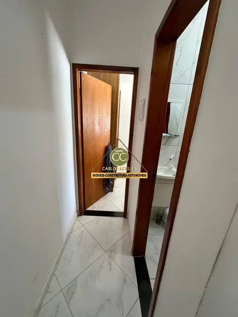 Casa à venda em Cabo Frio - RJ - imagem 8 Foto 8 de Casa à venda em Cabo Frio - RJ