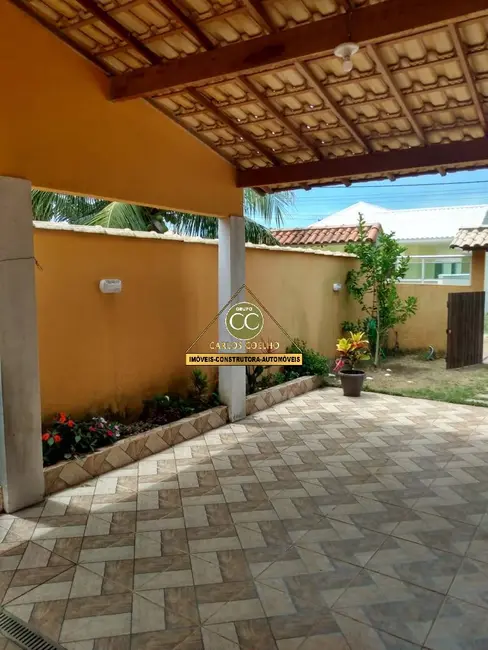 Foto 16 de Casa à venda em Araruama - RJ