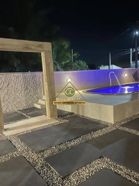 Casa à venda em Cabo Frio - RJ - imagem 8 Foto 8 de Casa à venda em Cabo Frio - RJ