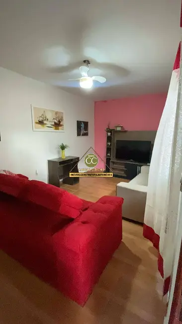 Casa à venda em Cabo Frio - RJ - imagem 8 Foto 8 de Casa à venda em Cabo Frio - RJ