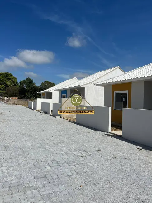 Foto 1 de Casa com 2 quartos à venda em Araruama - RJ