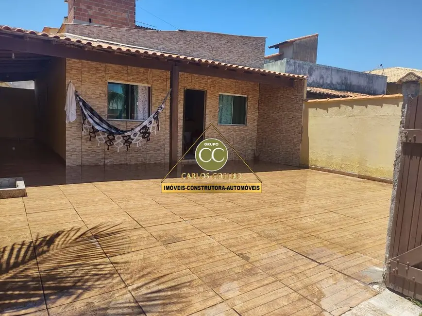Casa com 2 quartos à venda em Cabo Frio - RJ - imagem 3 Foto 3 de Casa com 2 quartos à venda em Cabo Frio - RJ