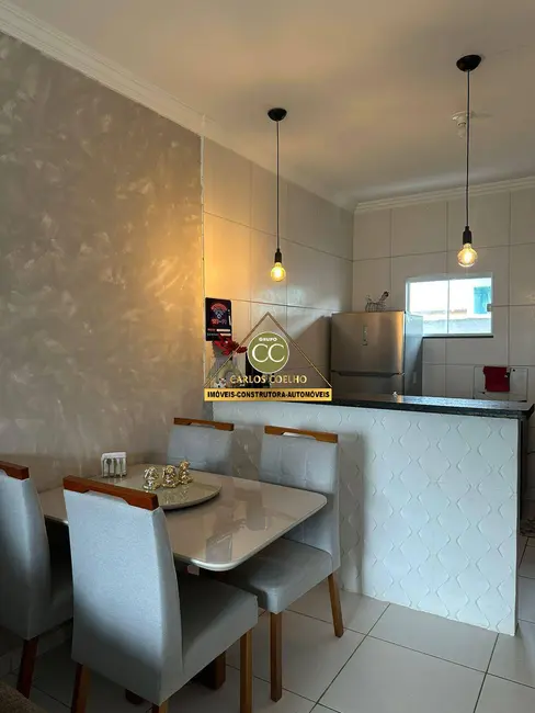 Foto 3 de Casa com 2 quartos à venda, 175m2 em Cabo Frio - RJ