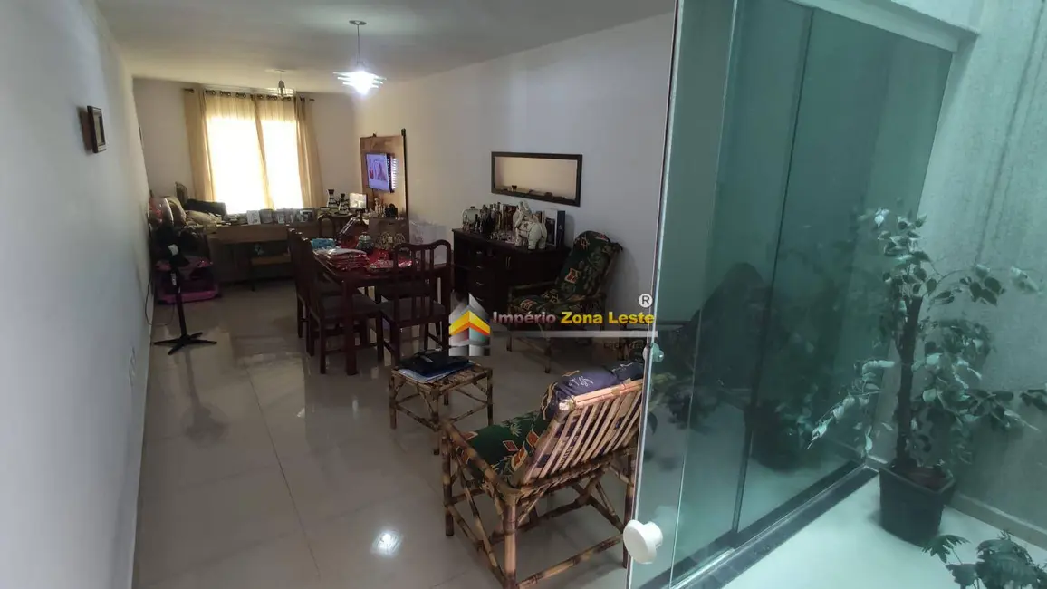 Sobrado com 3 quartos à venda, 200m2 em Cidade Patriarca, São Paulo - SP - imagem 3 Foto 3 de Sobrado com 3 quartos à venda, 200m2 em Cidade Patriarca, São Paulo - SP