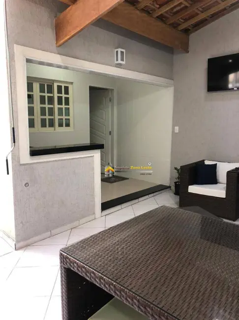 Sobrado com 3 quartos à venda, 135m2 em Cidade Líder, São Paulo - SP - imagem 6 Foto 6 de Sobrado com 3 quartos à venda, 135m2 em Cidade Líder, São Paulo - SP