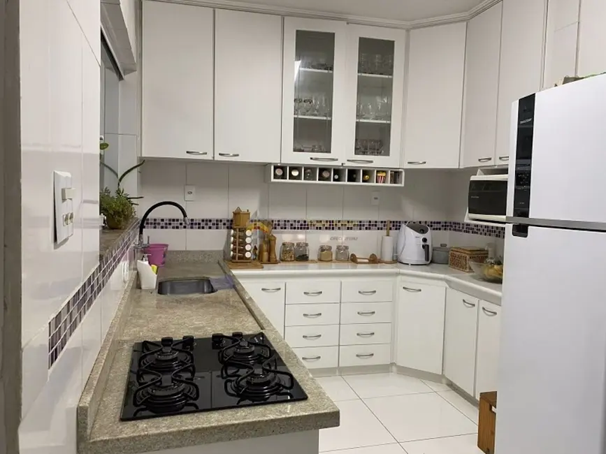 Foto 9 de Casa com 4 quartos à venda, 160m2 em Jardim Maringá, São Paulo - SP