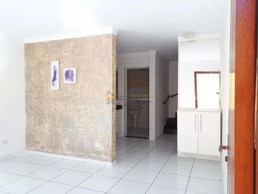 Foto 3 de Casa com 2 quartos à venda, 64m2 em Vila Carmosina, São Paulo - SP