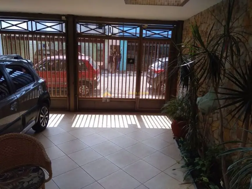 Foto 3 de Casa com 4 quartos à venda, 300m2 em Vila Londrina, São Paulo - SP