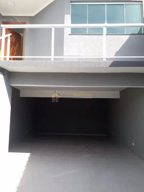 Sobrado com 3 quartos à venda, 190m2 em Vila Carrão, São Paulo - SP - imagem 3 Foto 3 de Sobrado com 3 quartos à venda, 190m2 em Vila Carrão, São Paulo - SP