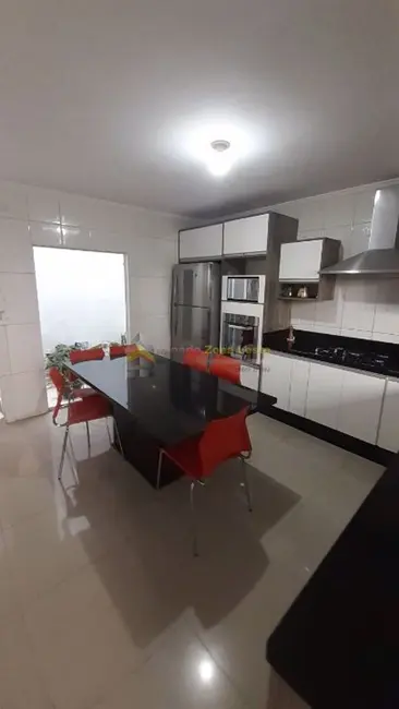 Foto 5 de Sobrado com 3 quartos à venda, 110m2 em Vila Dalila, São Paulo - SP